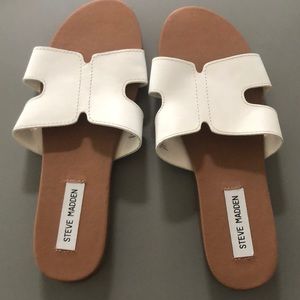 Steve Madden white sandals